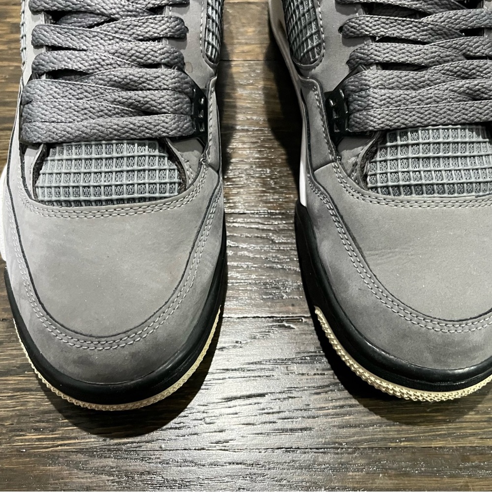 Jordan 4 Cool Grey - Picture 3 of 11